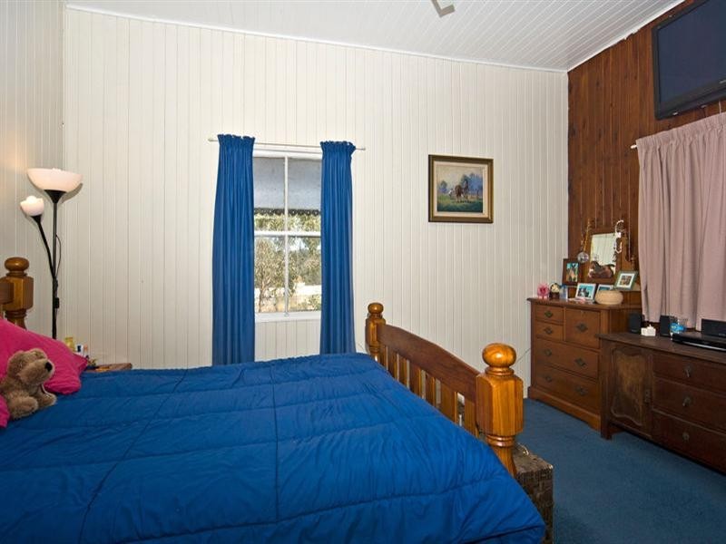 129 Evans Road, Highfields QLD 4352