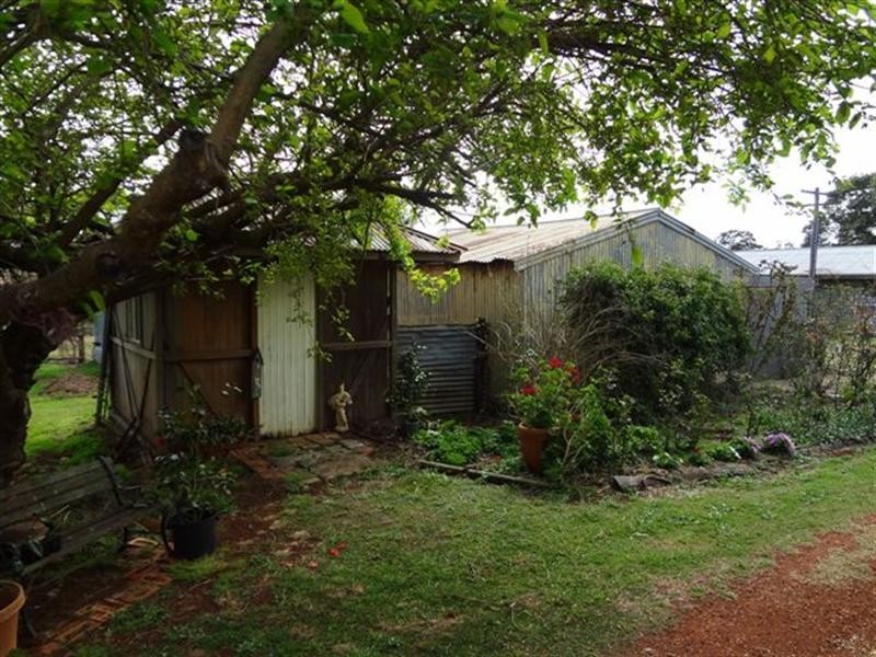 61 Utschink Road, Highfields QLD 4352