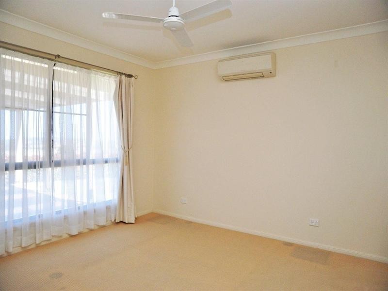 12 Volp Court, Highfields QLD 4352