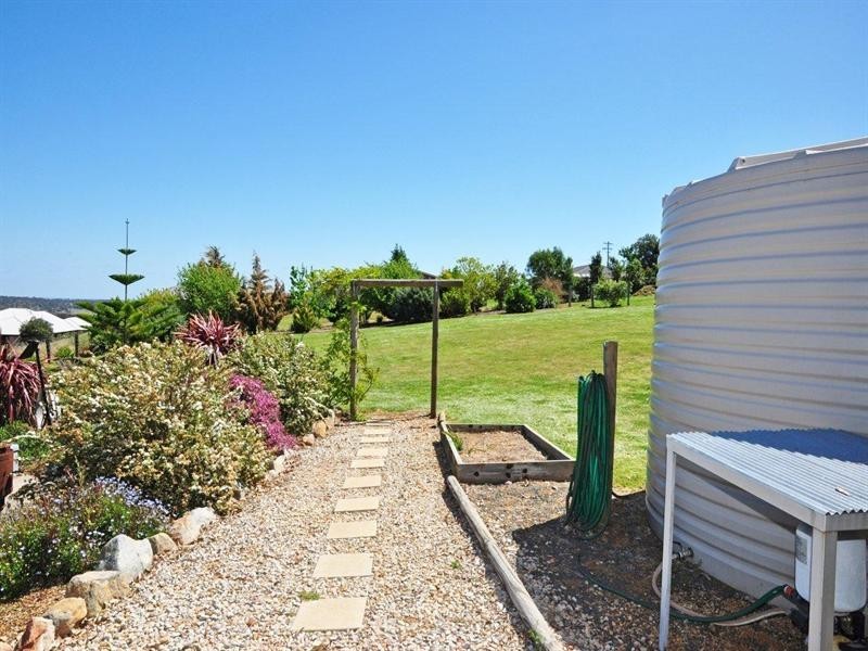 12 Volp Court, Highfields QLD 4352