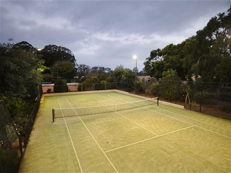 5 Charmaine Court, Highfields QLD 4352