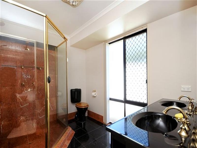 5 Charmaine Court, Highfields QLD 4352