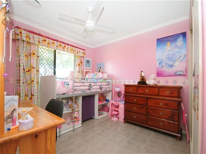 5 Charmaine Court, Highfields QLD 4352