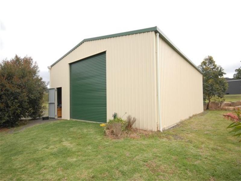 11 Peters Road, Meringandan West QLD 4352