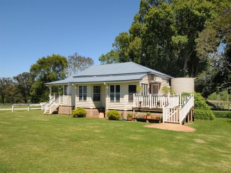 87 Alf Road, Mount Luke QLD 4352