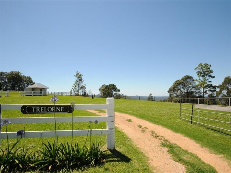 87 Alf Road, Mount Luke QLD 4352