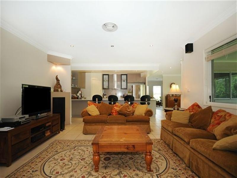 5 Arcadia Court, Highfields QLD 4352