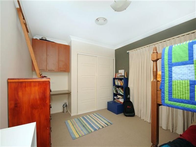 5 Arcadia Court, Highfields QLD 4352