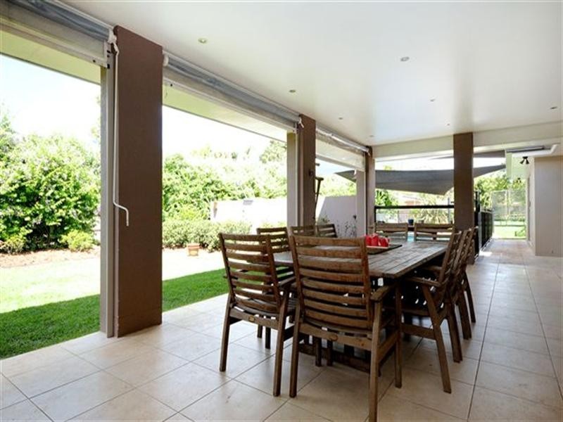 5 Arcadia Court, Highfields QLD 4352