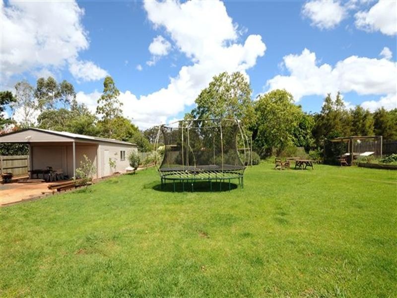 5 Arcadia Court, Highfields QLD 4352