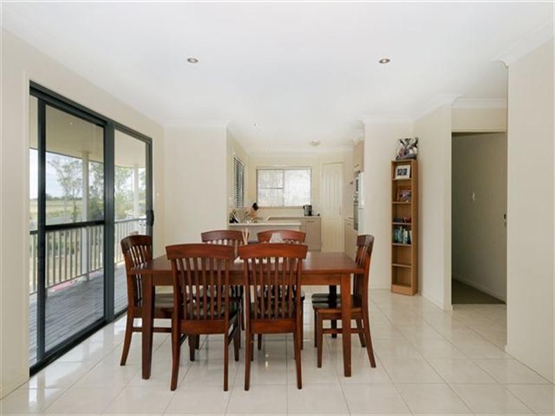 25 Camborne Street, Highfields QLD 4352