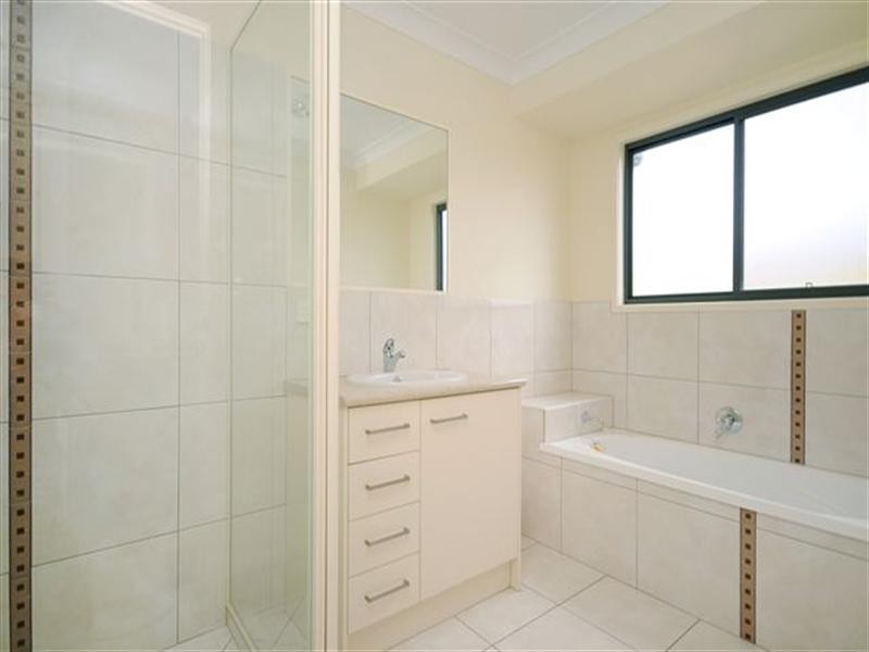 25 Camborne Street, Highfields QLD 4352