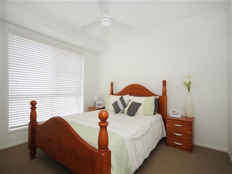 10 Plover Court, Highfields QLD 4352