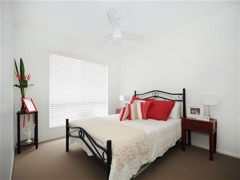 10 Plover Court, Highfields QLD 4352