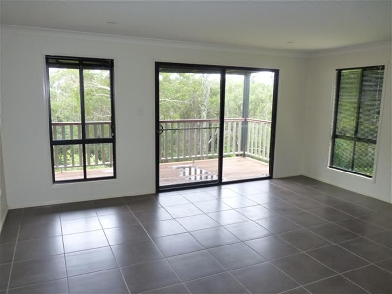 10 Jackson Close, Highfields QLD 4352