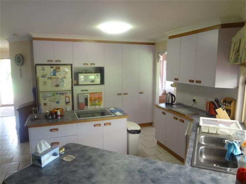 5 Kratzke Road, Highfields QLD 4352