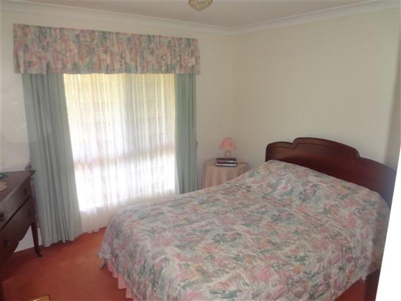 13 Plaza Circle, Highfields QLD 4352