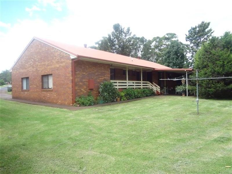 13 Plaza Circle, Highfields QLD 4352