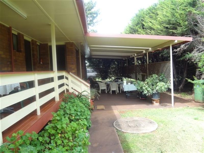 13 Plaza Circle, Highfields QLD 4352