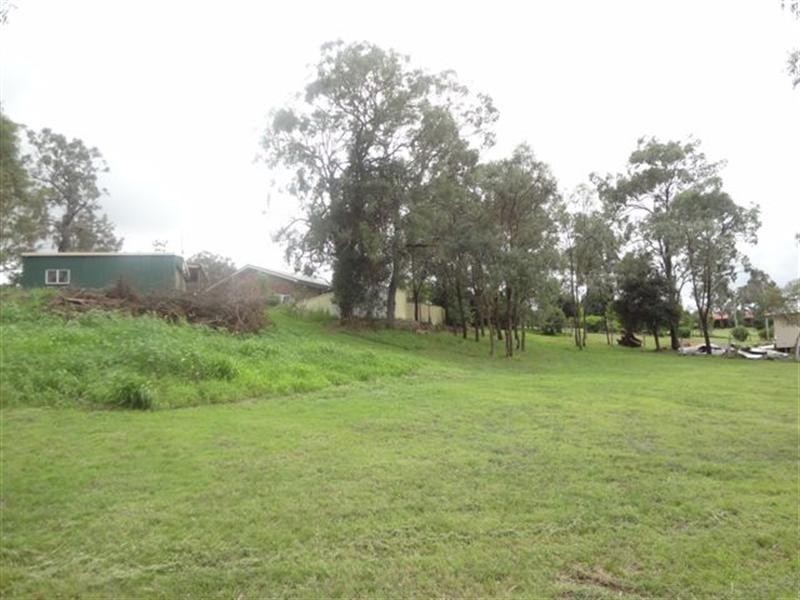 68 Valley View Drive, Meringandan West QLD 4352