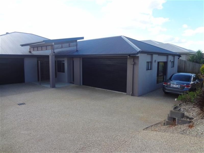 Unit 2/13 Wigan Avenue, Highfields QLD 4352