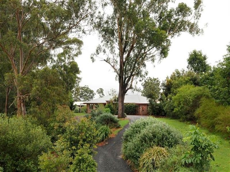 26 Kennedy Street, Cabarlah QLD 4352