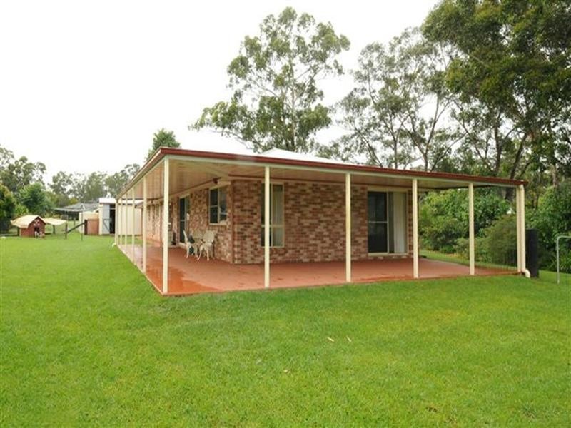 26 Kennedy Street, Cabarlah QLD 4352