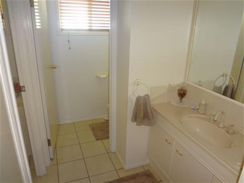 14 Kurrajong Court, Meringandan West QLD 4352