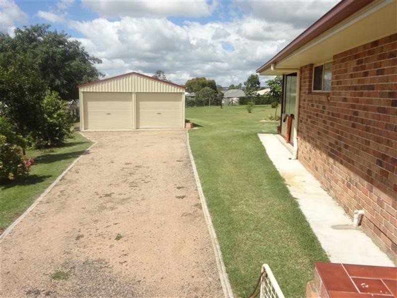 14 Kurrajong Court, Meringandan West QLD 4352