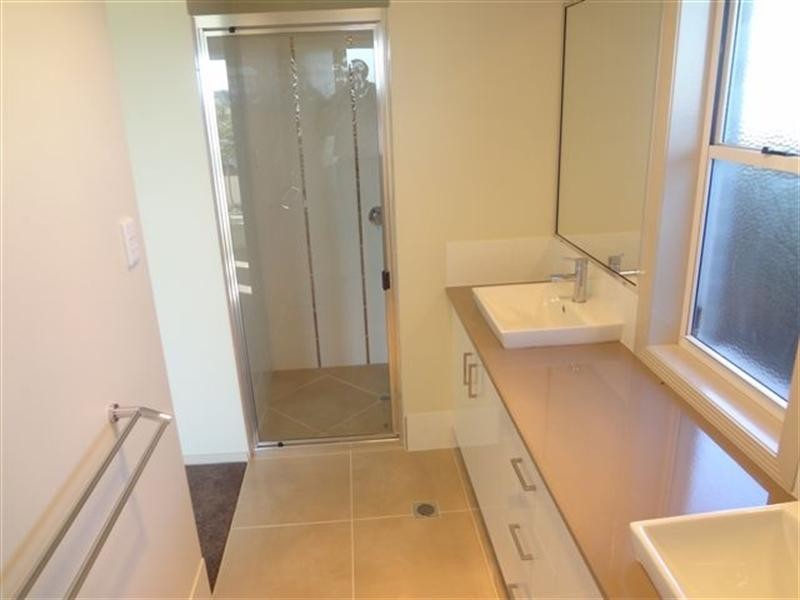 9 Goshawk Drive, Highfields QLD 4352