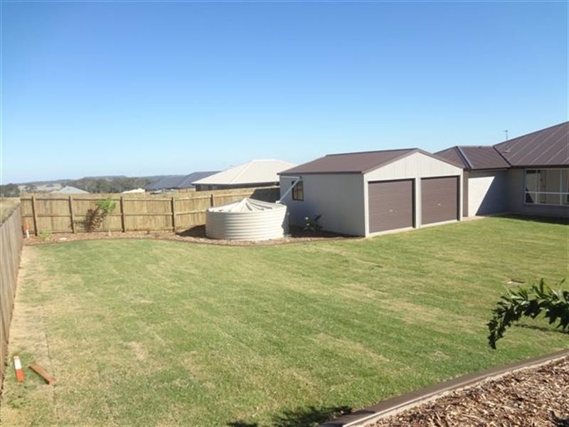 9 Goshawk Drive, Highfields QLD 4352