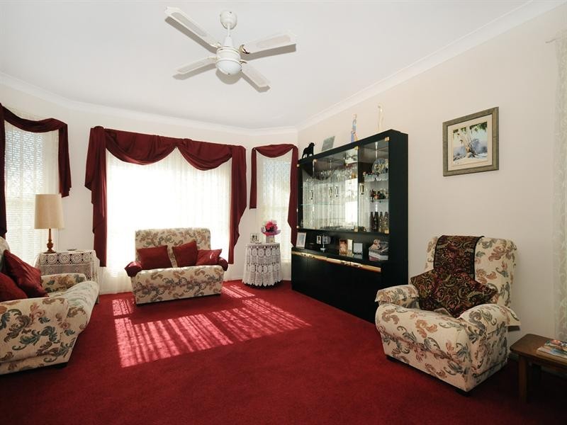 1 Arcadia Court, Highfields QLD 4352