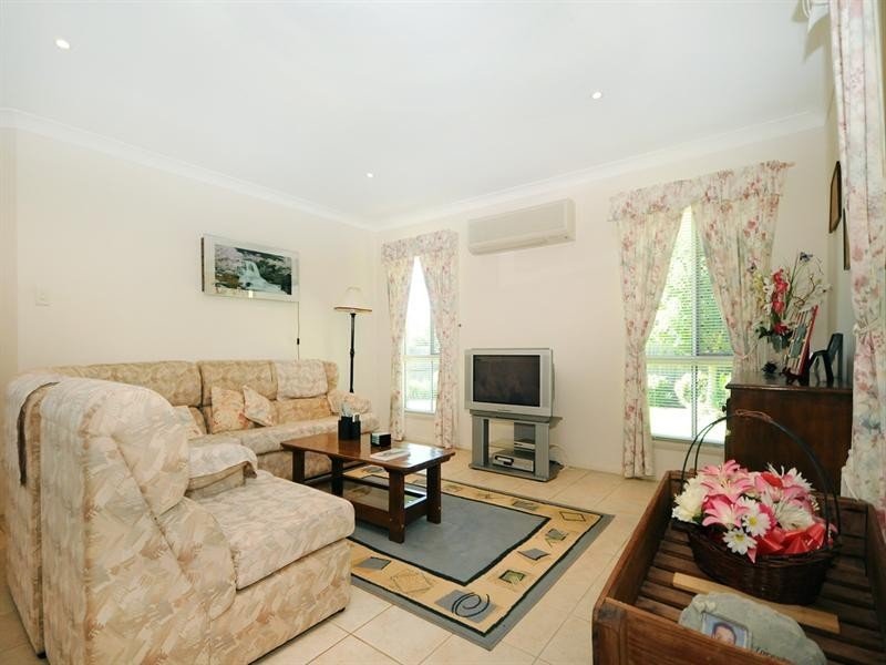 1 Arcadia Court, Highfields QLD 4352