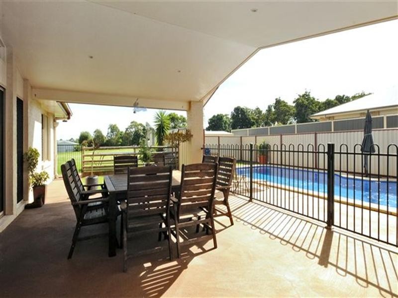 15 Mitchell Road, Highfields QLD 4352