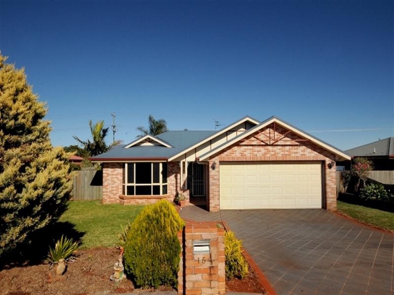 15 Gregory Court, Highfields QLD 4352