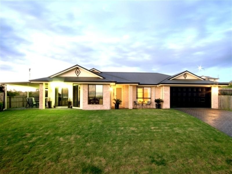 23 McShane Drive, Mount Kynoch QLD 4350