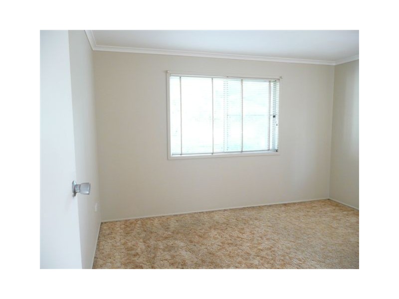 9 Robert Street, Grantham QLD 4347