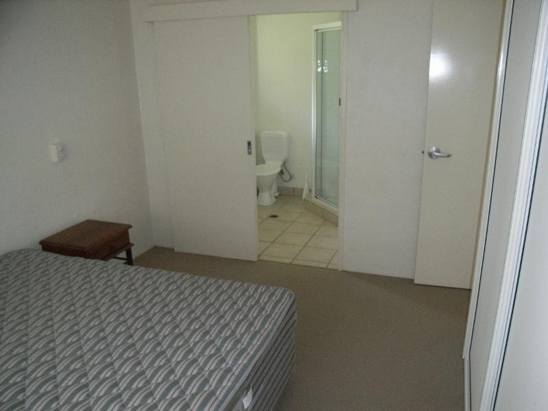 6/9 Uniplaza Court, Kearneys Spring QLD 4350