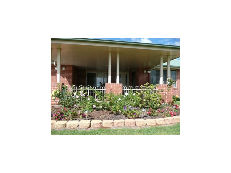5 Berghofer Drive, Highfields QLD 4352