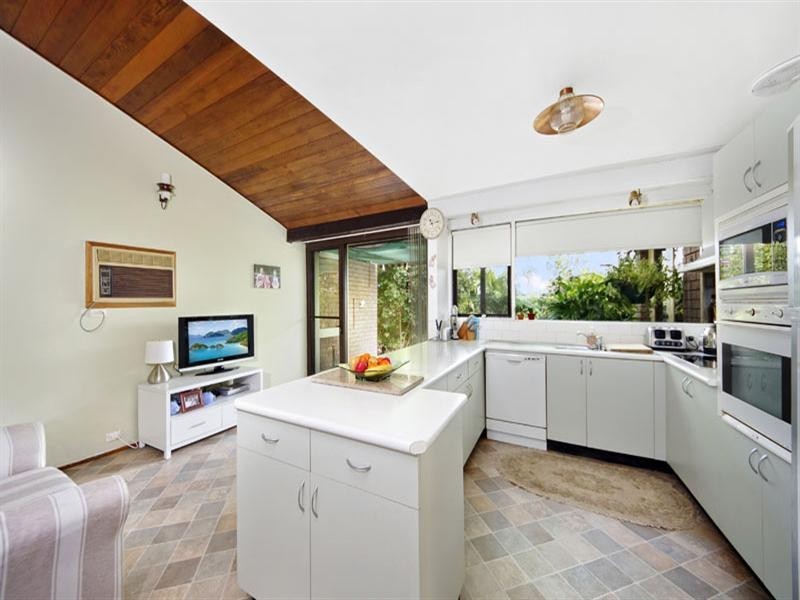 4 Jefferson Crescent, Bonnet Bay NSW 2226