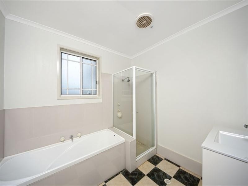 33 Bishop Road, Menai NSW 2234