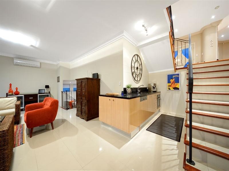 28 Link Circuit, Menai NSW 2234