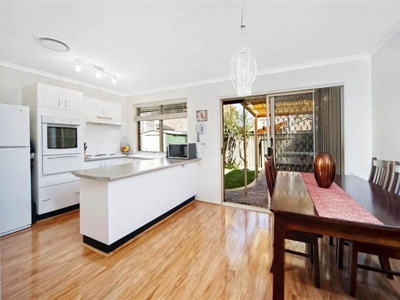 6/10 Owen Jones Row, Menai NSW 2234