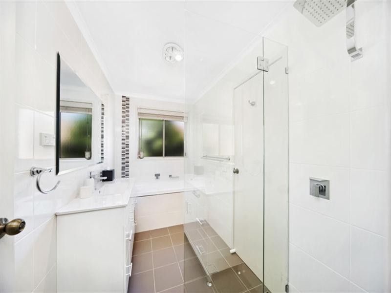 6/10 Owen Jones Row, Menai NSW 2234