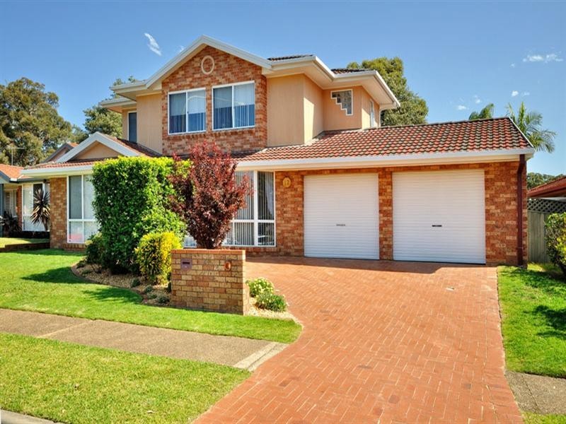 12 Allison Crescent, Menai NSW 2234