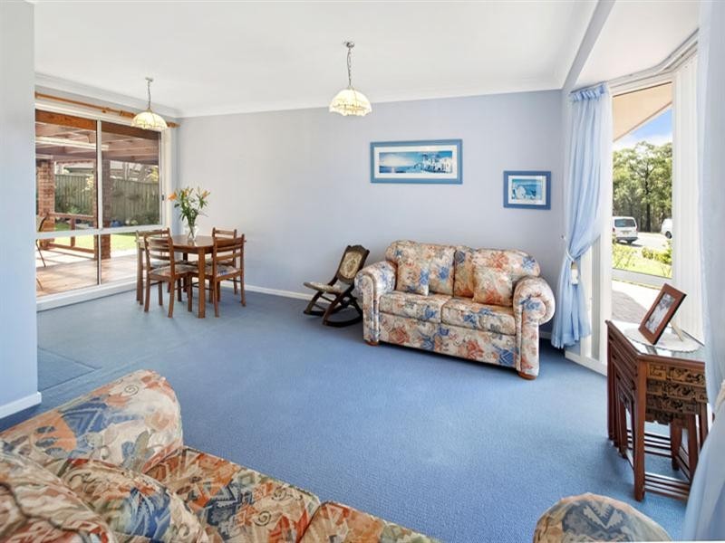 12 Allison Crescent, Menai NSW 2234