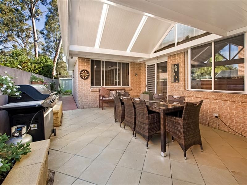 4 Arnold Place, Menai NSW 2234