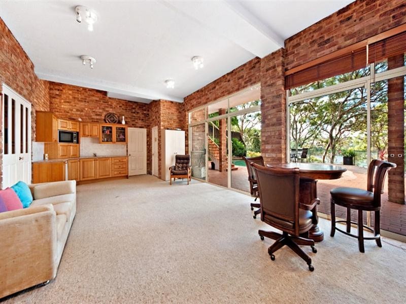 19-21 Bignell Street, Illawong NSW 2234