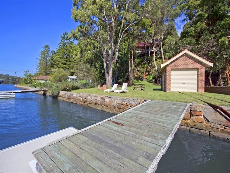 19-21 Bignell Street, Illawong NSW 2234