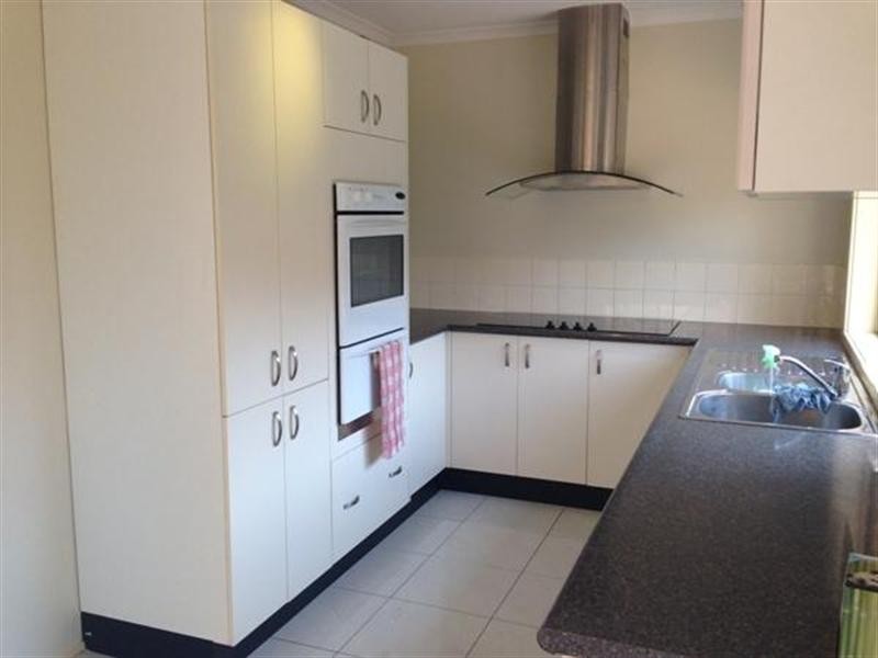 18/19 Owen Jones Row, Menai NSW 2234